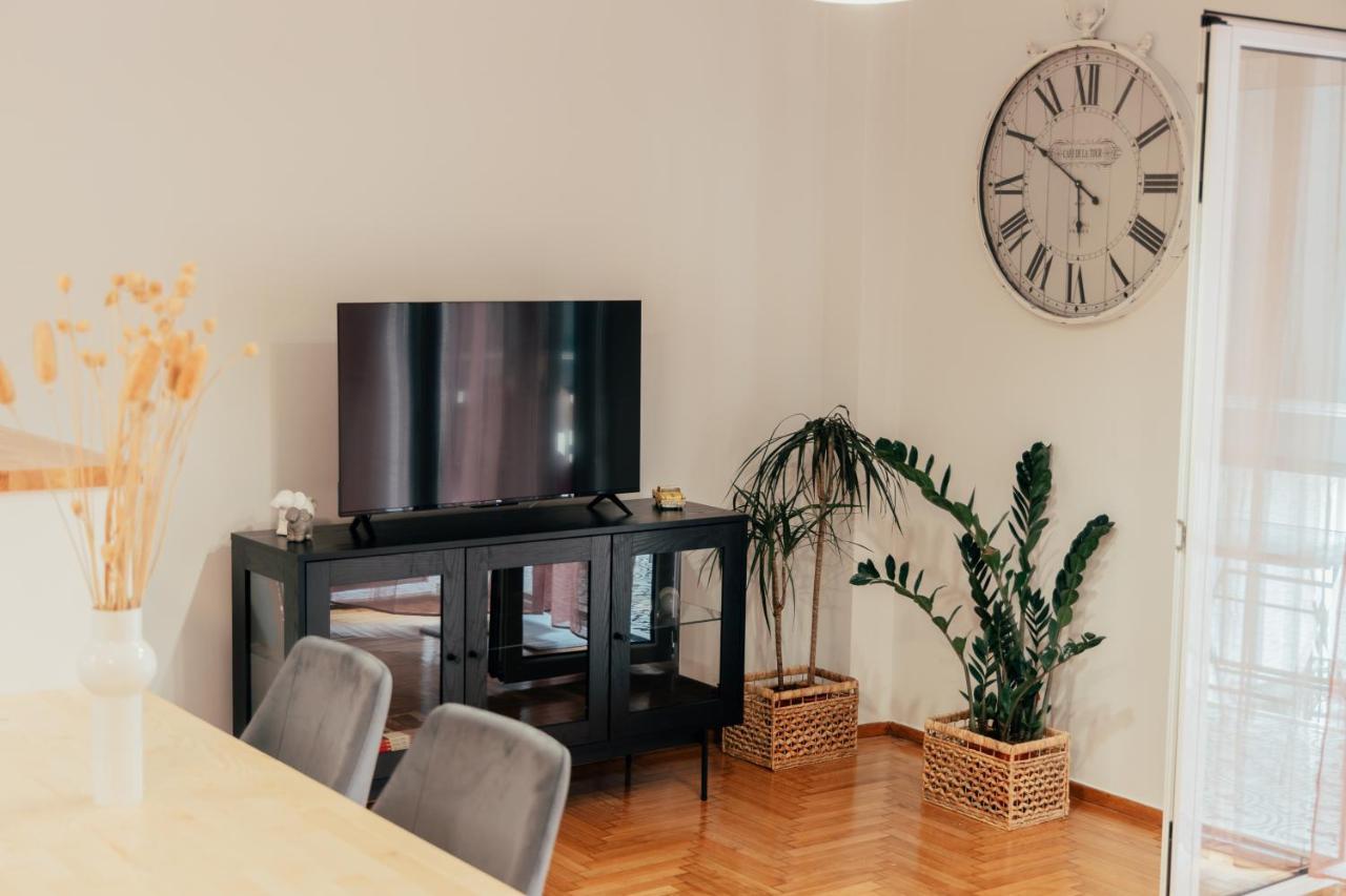Mpetsos Apartment アテネ エクステリア 写真